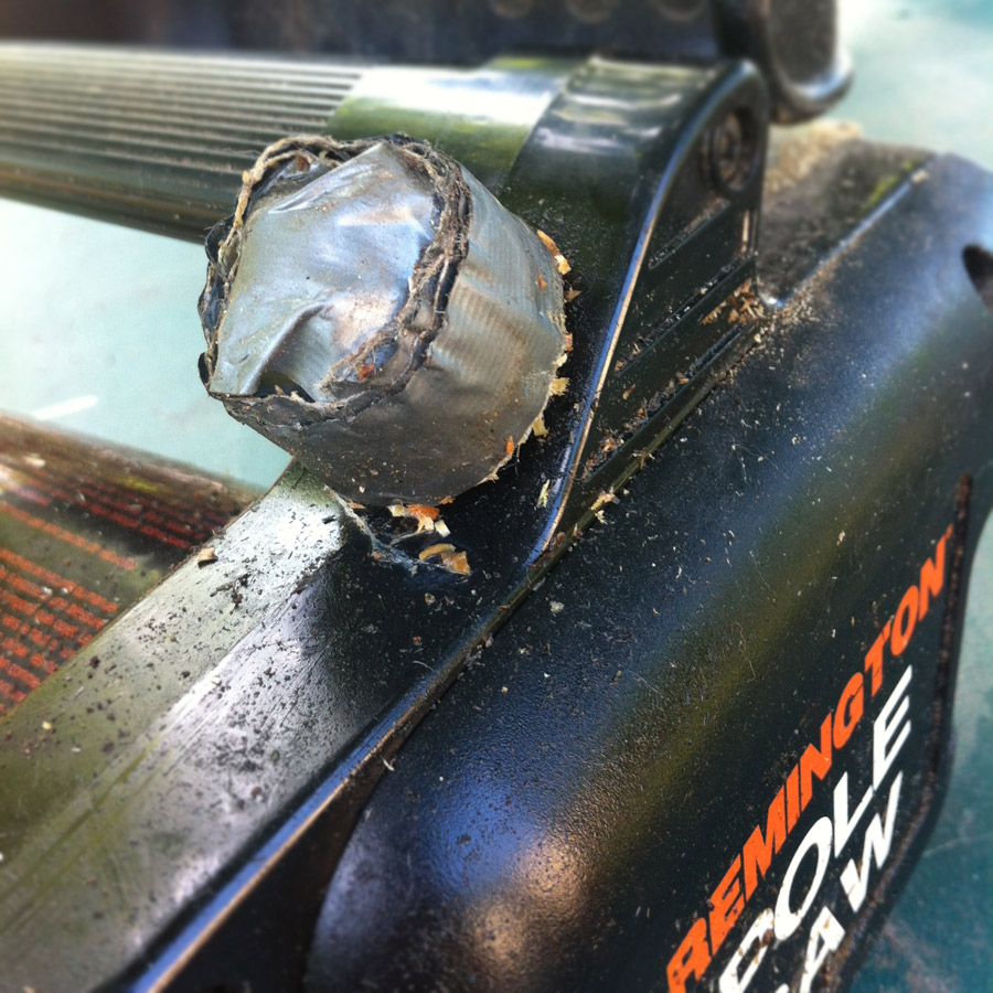 Broken oil cap on Remington Pole Saw